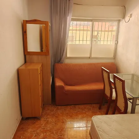 La Casa Tranquila Y Limpia Alicante